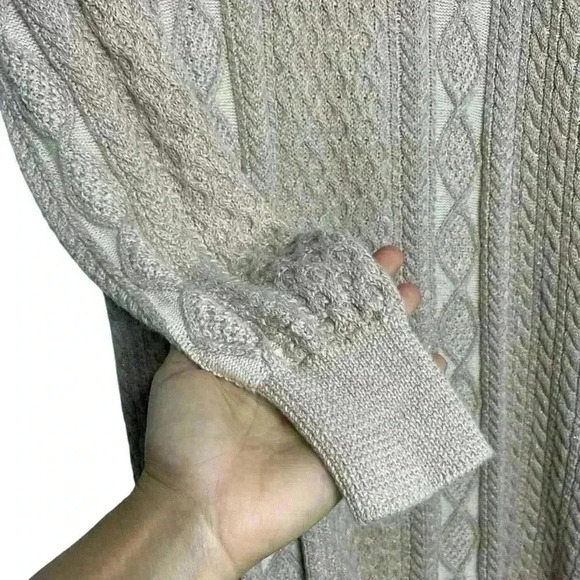 Back Beat Co. Fisherman Rose Gold
Metallic thread cotton Sweater Dress Size ML - Picture 9 of 12